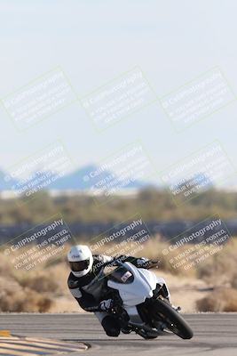 media/Dec-04-2025-Racers Edge (Thu) [[5ebc9f124d]]/2-A Group/8-Session 5 (Turn 16)/